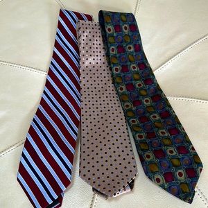 Set of three men’s ties EUC